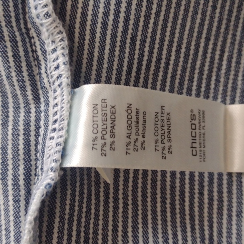 NWT Chico's Railroad Stripe Heritage Denim Jacket Size 2 - Picture 6 of 8